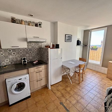 Studio Avec Vue Sur La Major Apartment Marseille Exterior photo