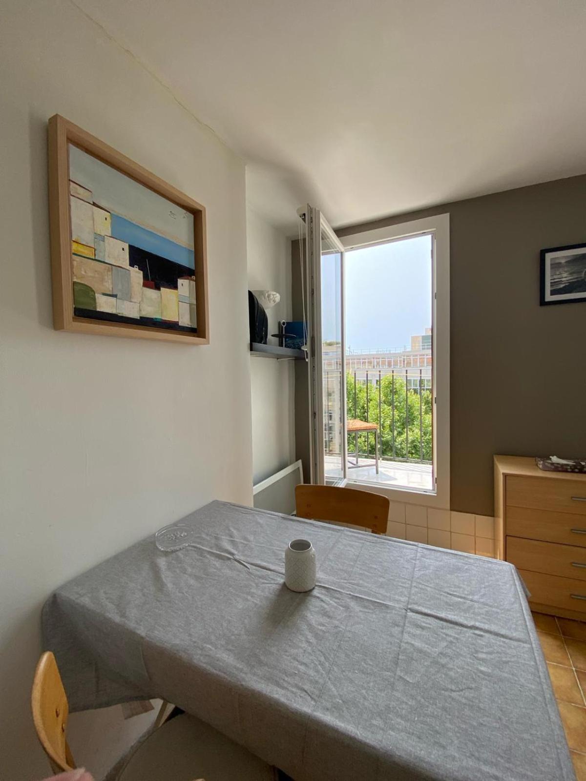 Studio Avec Vue Sur La Major Apartment Marseille Exterior photo